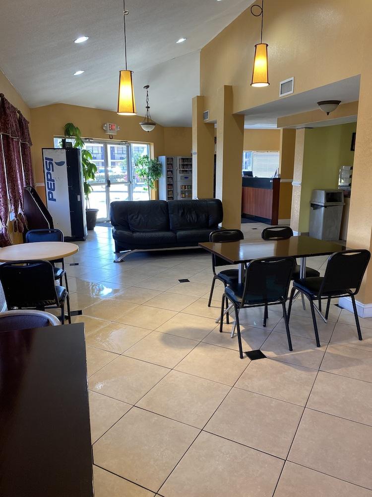 Jax Inn Jacksonville Downtown Buitenkant foto